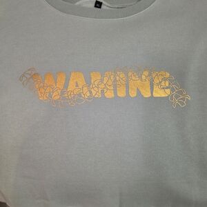 Wahine Puakenkeni Crop Sweater